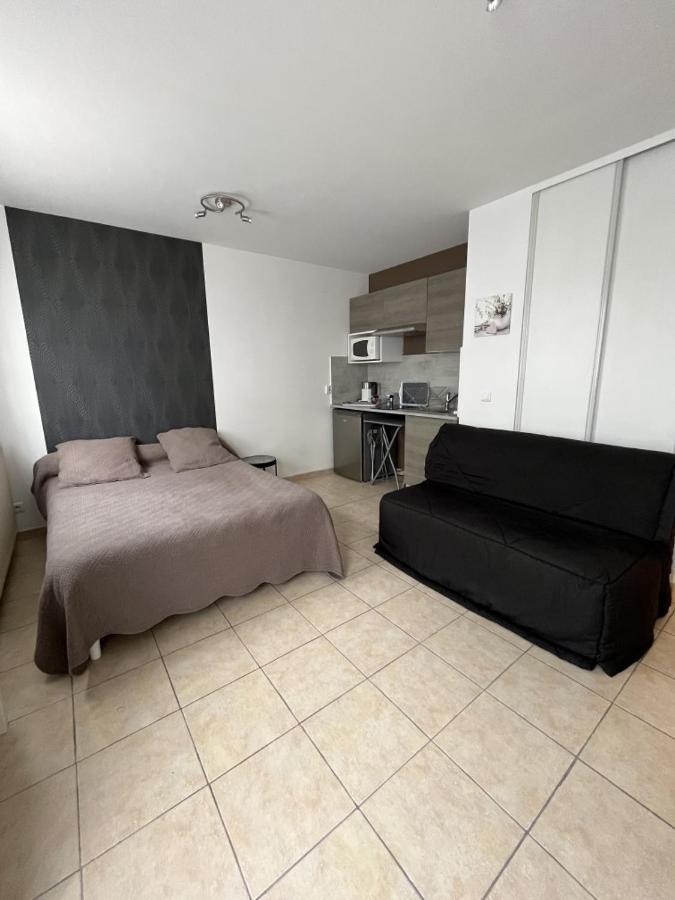 Studio Meuble Bussy-Saint-Georges Exteriör bild